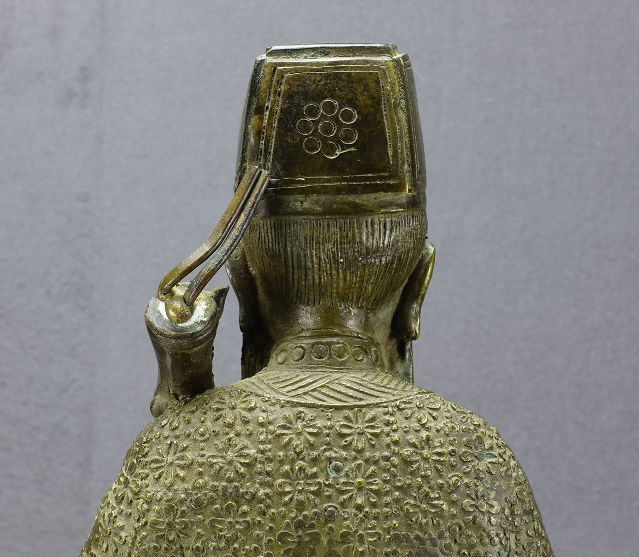 Bronze-Skulptur Chinesischer Würdenträger, gegossen, 19. Jahrhundert