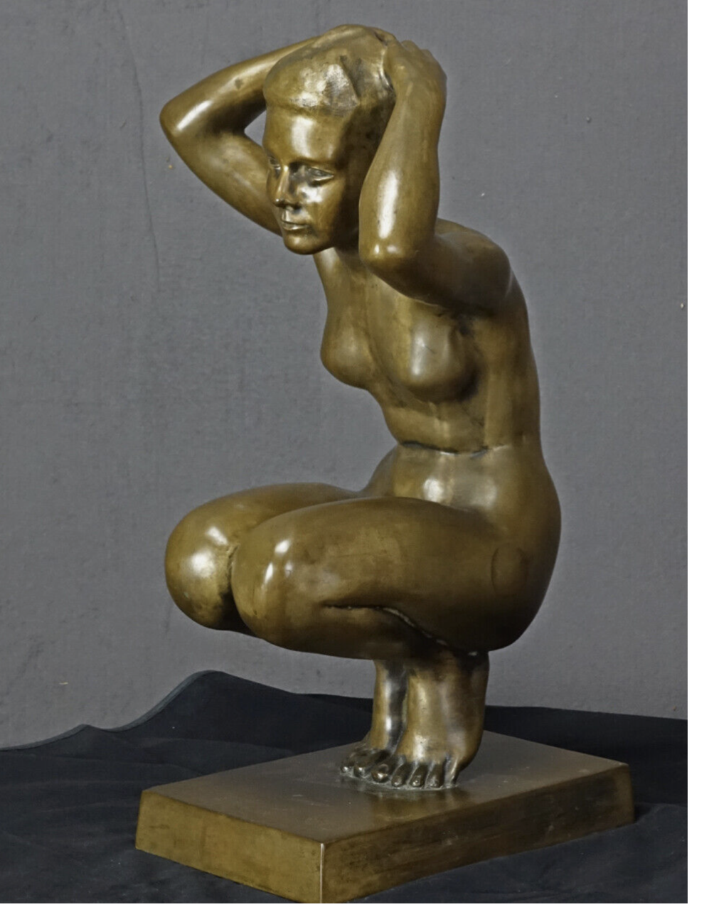 THEODOR EICHLER (1868–1946) Ästhetischer weiblicher Akt – um 1910/20 — Vollbronze (29,3 kg)