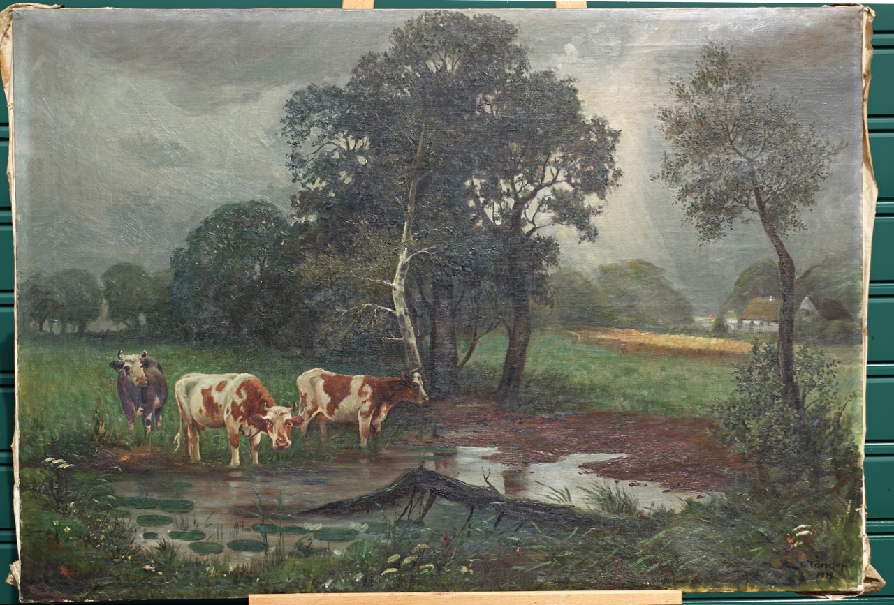 Carl Tønder: Ölgemälde Kühe im Schlagwetter, signiert datiert 1919, Realismus