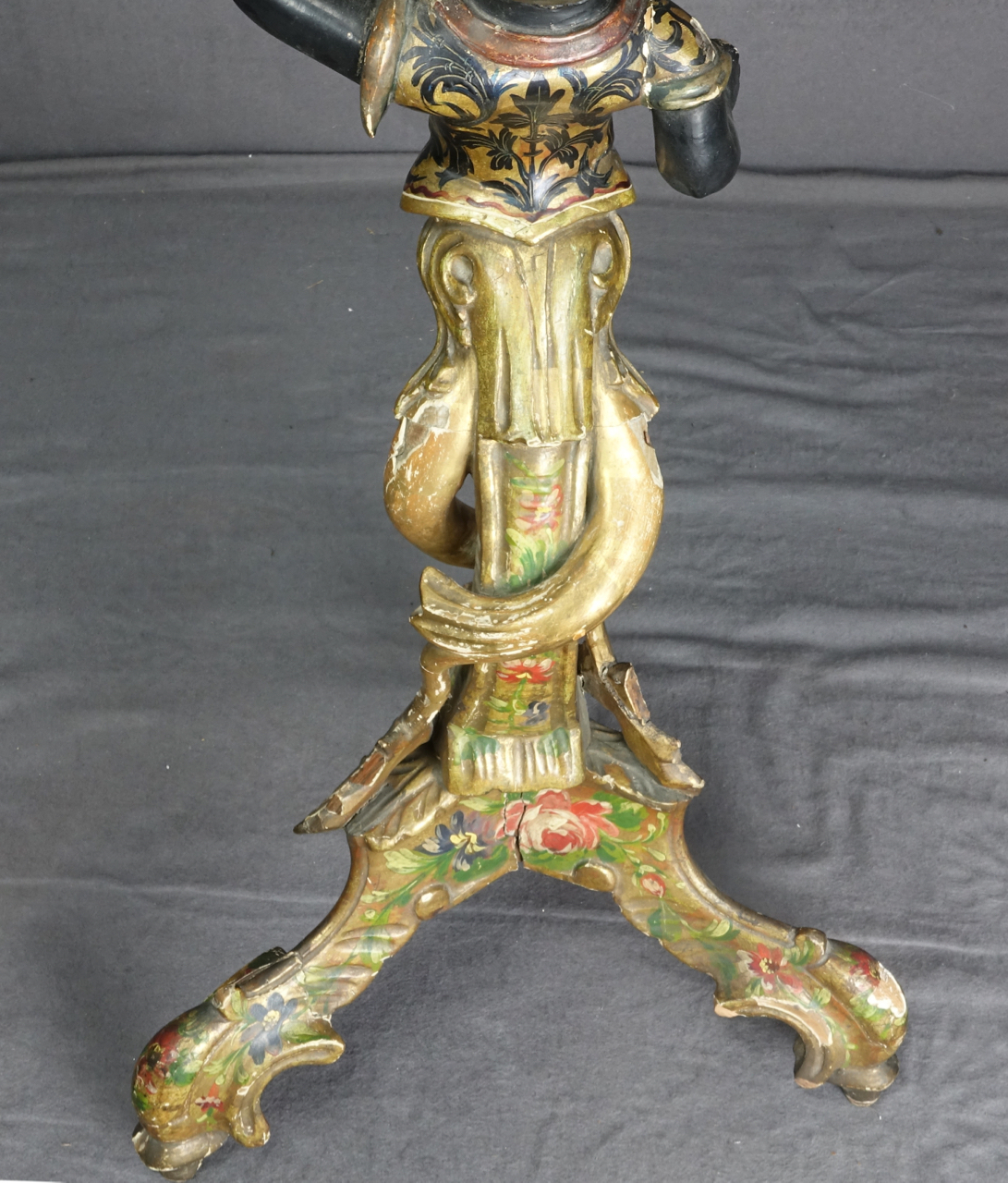 Venezianischer Blackamoor-Beistelltisch, gefasstes Holz, Italien, um 1860